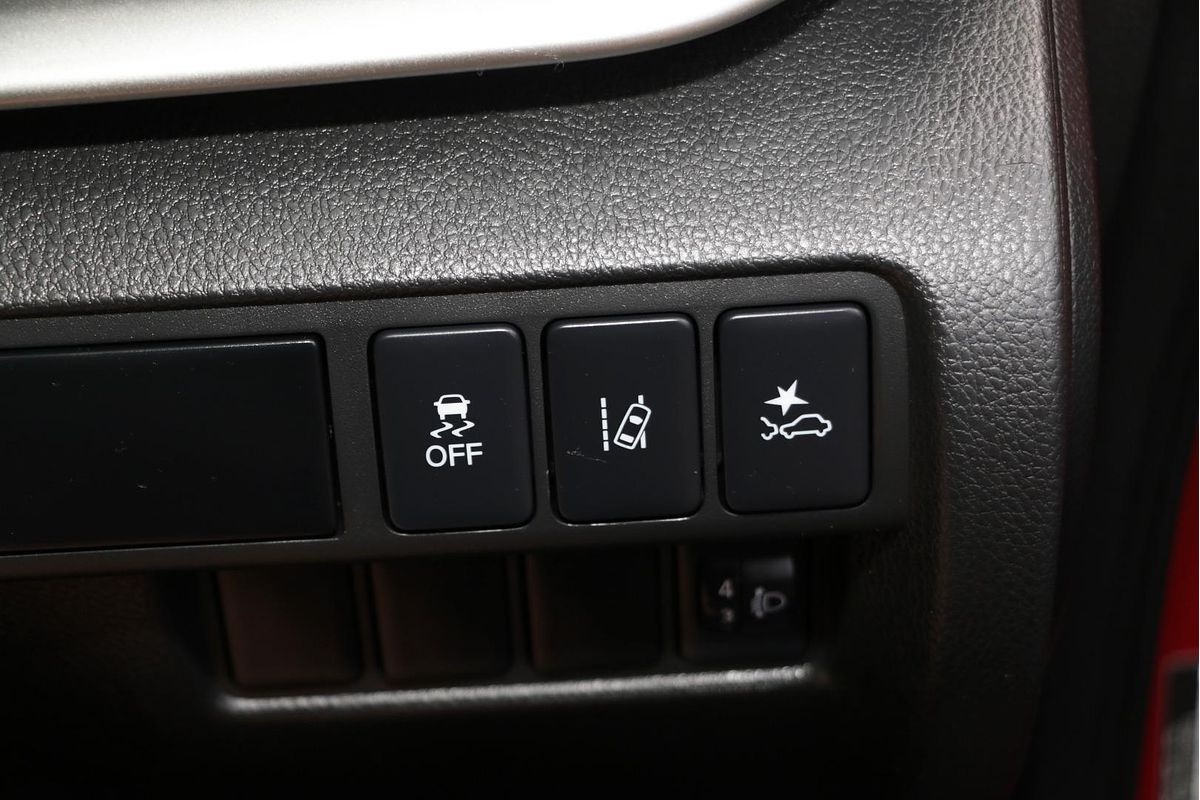 2023 Mitsubishi Eclipse Cross LS YB