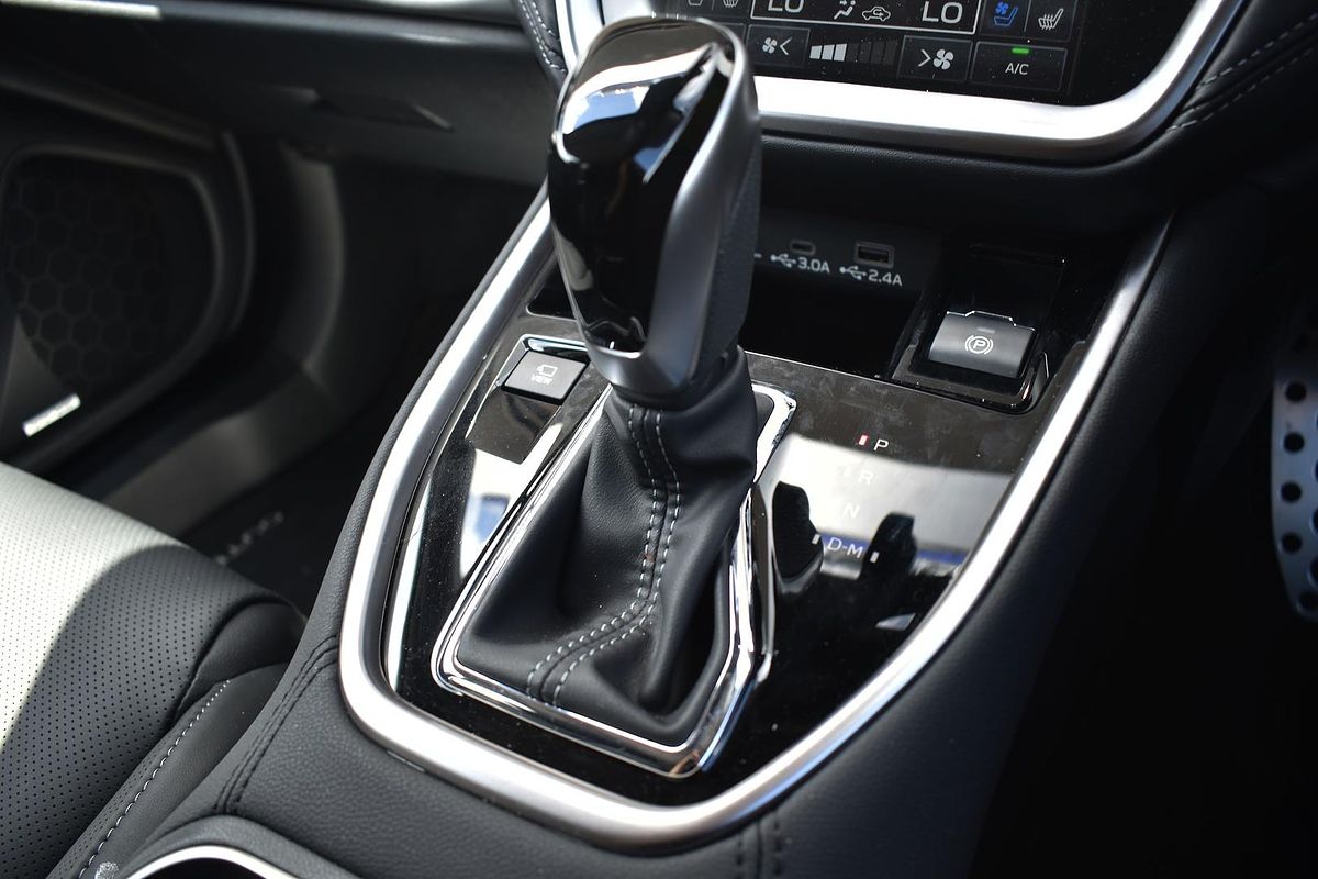 2025 Subaru Outback AWD Touring 6GEN