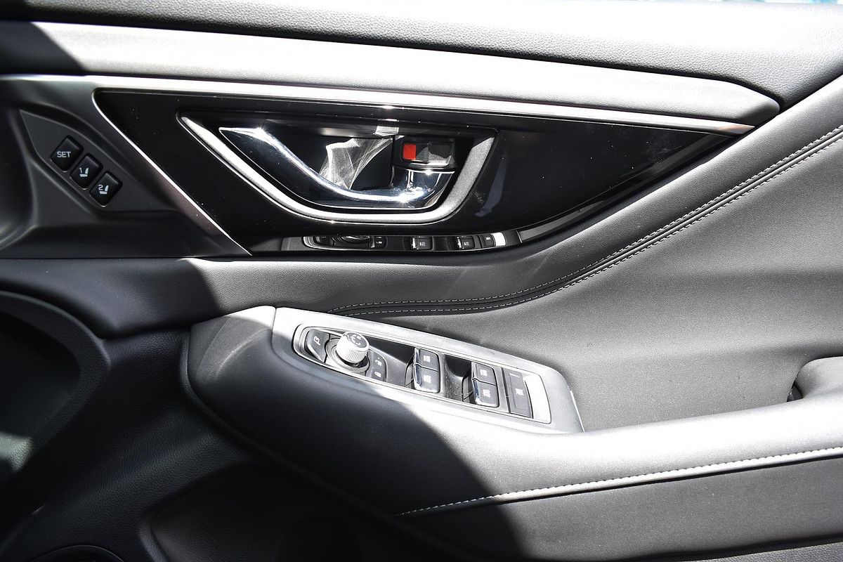 2025 Subaru Outback AWD Touring 6GEN