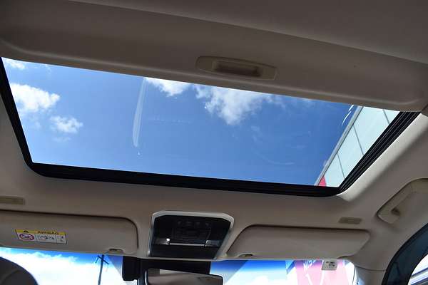 2022 Toyota Landcruiser Sahara FJA300R