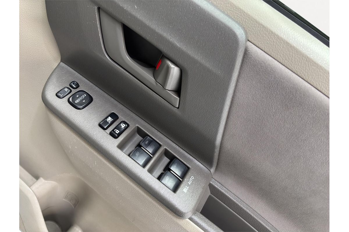 2007 Toyota Noah XL Selection Slope Welcab