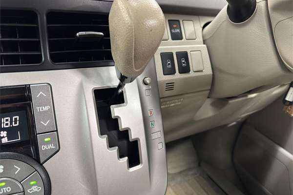 2007 Toyota Noah XL Selection Slope Welcab