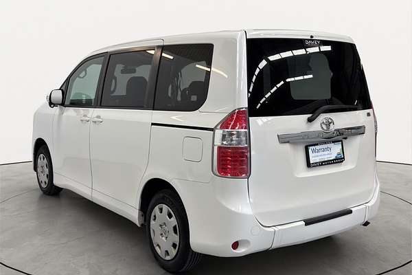 2007 Toyota Noah XL Selection Slope Welcab