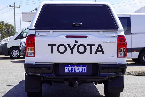 2017 Toyota Hilux Workmate GUN125R 4X4