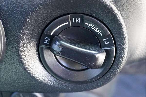 2017 Toyota Hilux Workmate GUN125R 4X4