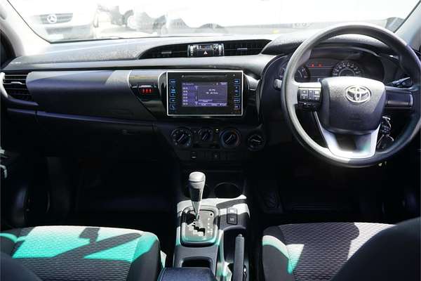 2017 Toyota Hilux Workmate GUN125R 4X4