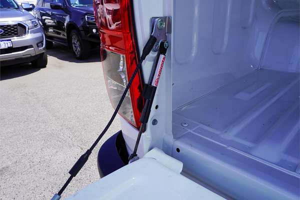 2017 Toyota Hilux Workmate GUN125R 4X4