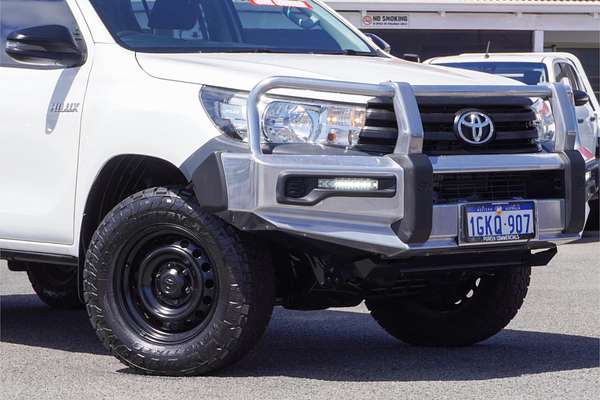 2017 Toyota Hilux Workmate GUN125R 4X4