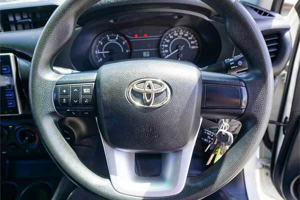 2017 Toyota Hilux Workmate GUN125R 4X4