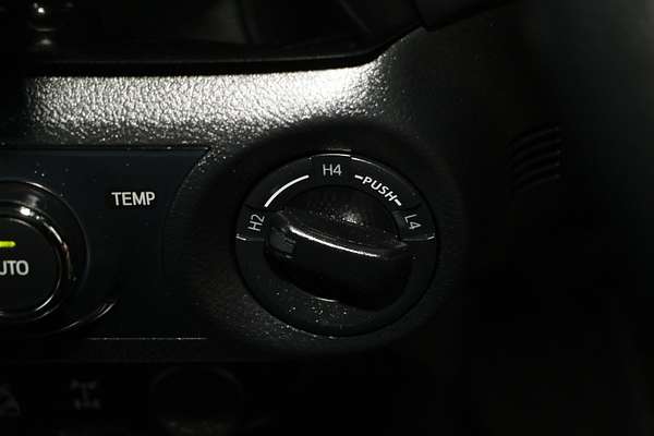 2019 Toyota Hilux Rugged X GUN126R 4X4