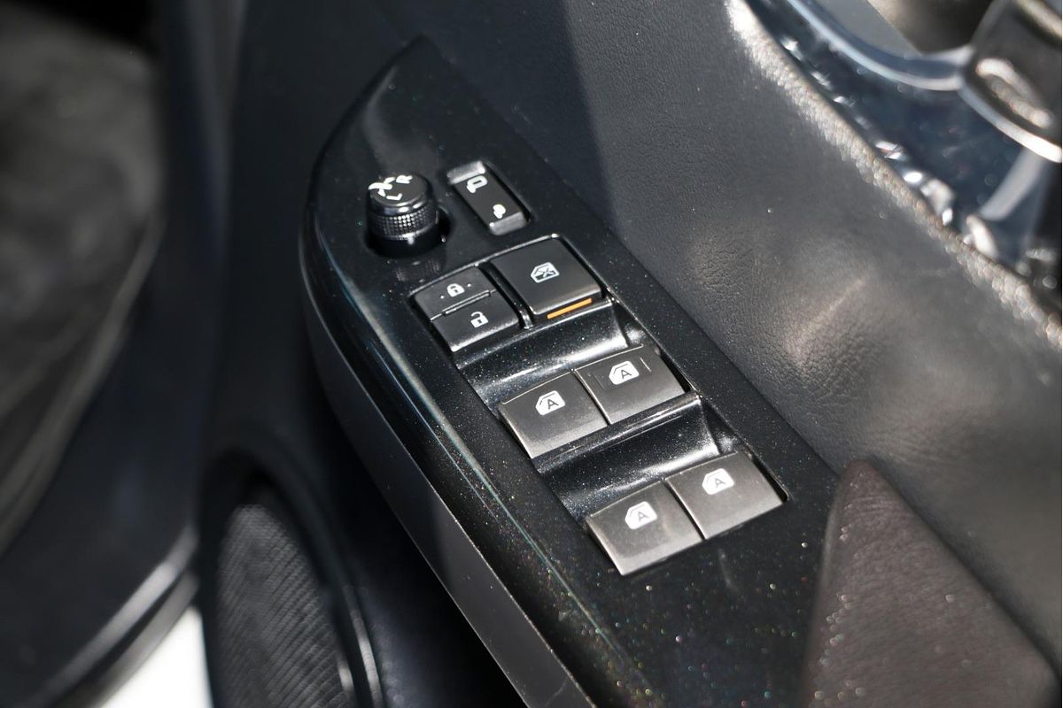 2019 Toyota Hilux Rugged X GUN126R 4X4