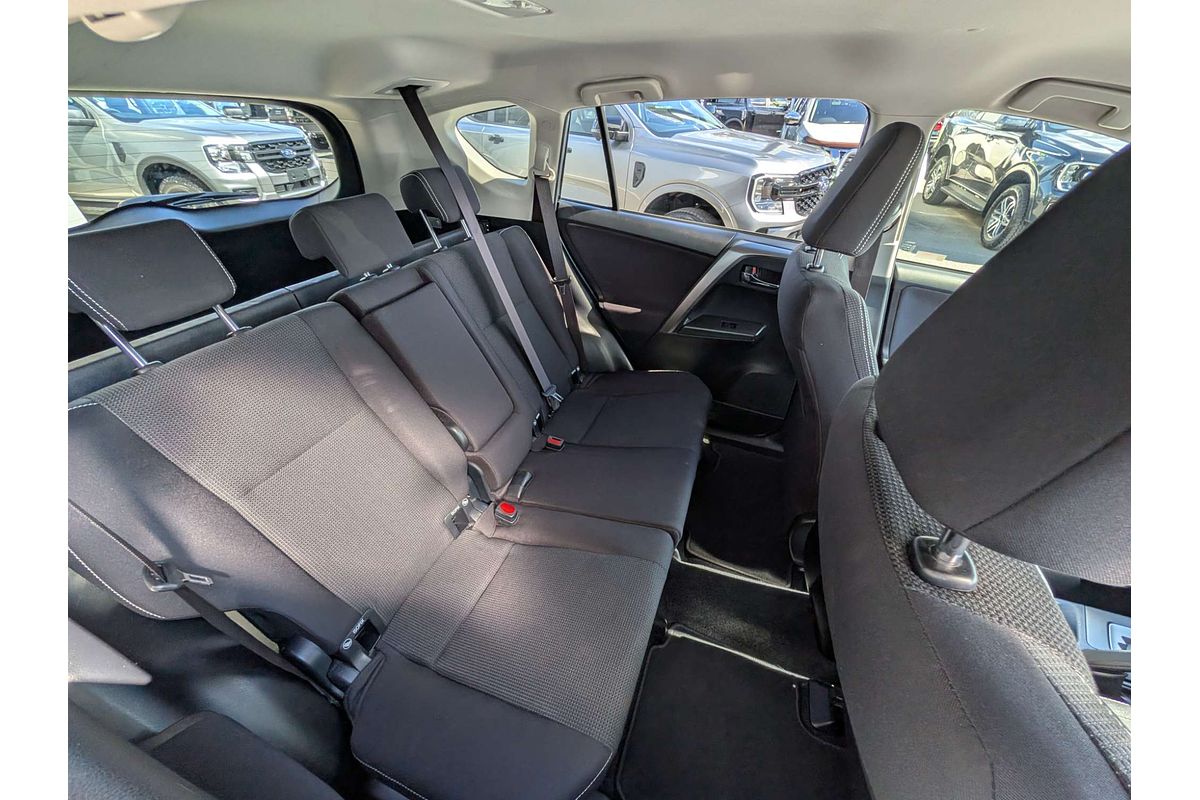 2017 Toyota RAV4 GXL ASA44R