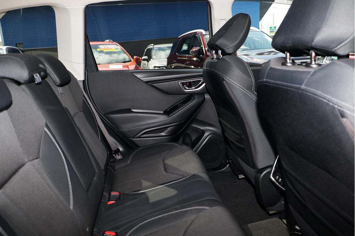 2020 Subaru Forester 2.5i S5