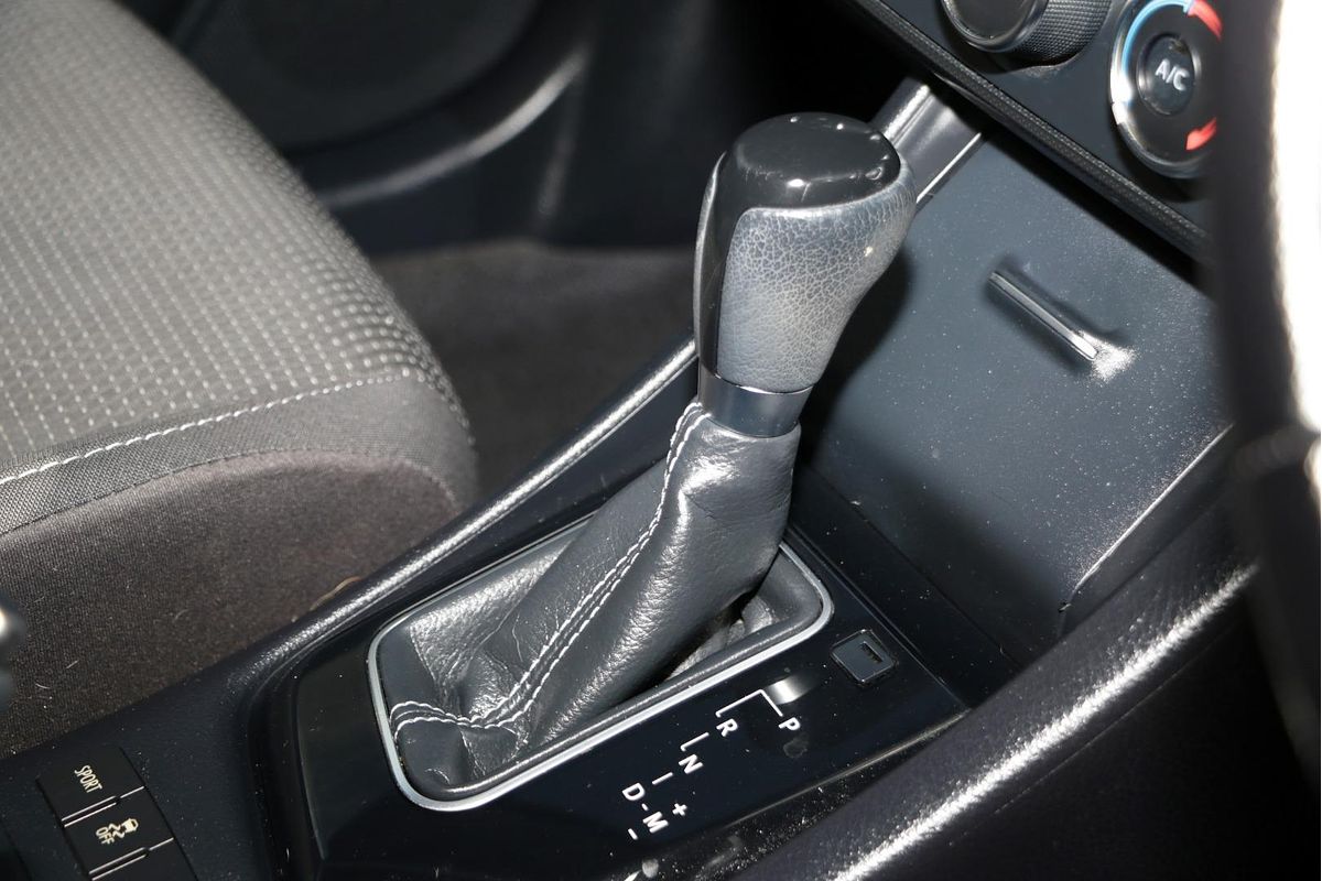 2015 Toyota Corolla Ascent Sport ZRE182R