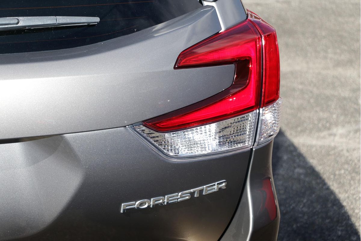 2020 Subaru Forester 2.5i S5