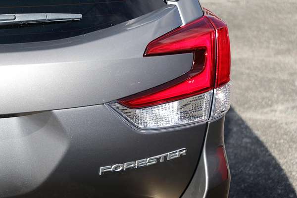 2020 Subaru Forester 2.5i S5