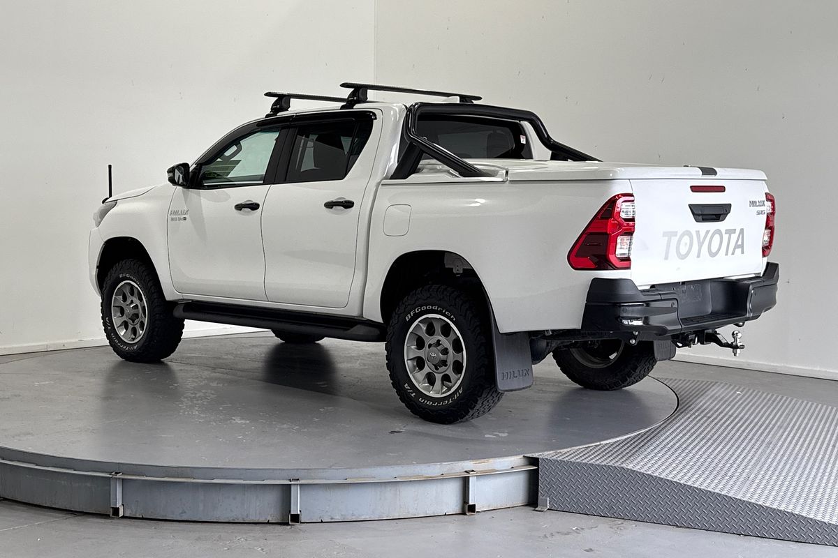 2024 Toyota Hilux SR5 48V GUN126R 4X4