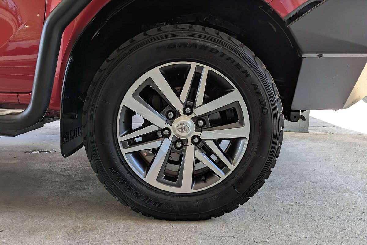 2016 Toyota Hilux SR5 GUN126R 4X4