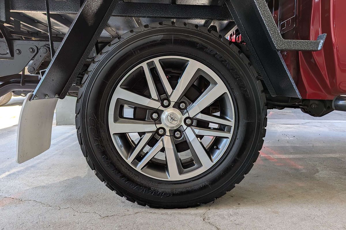 2016 Toyota Hilux SR5 GUN126R 4X4