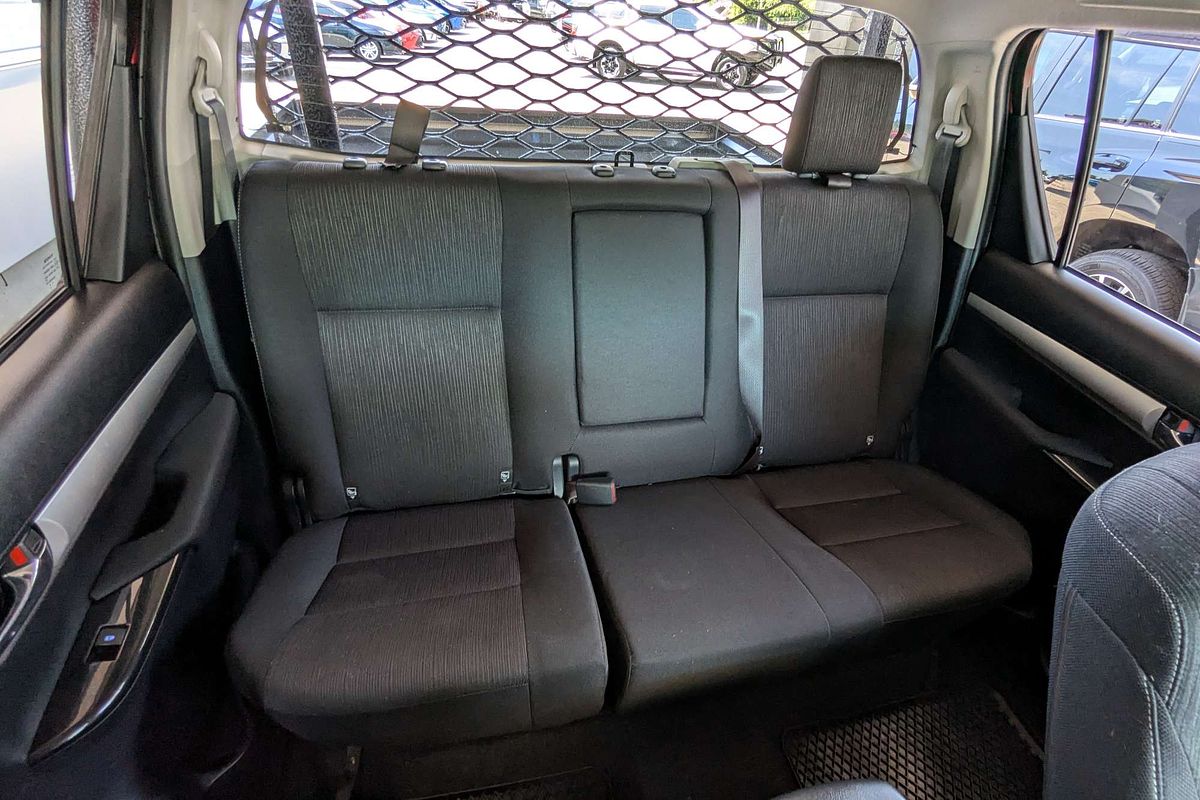 2016 Toyota Hilux SR5 GUN126R 4X4