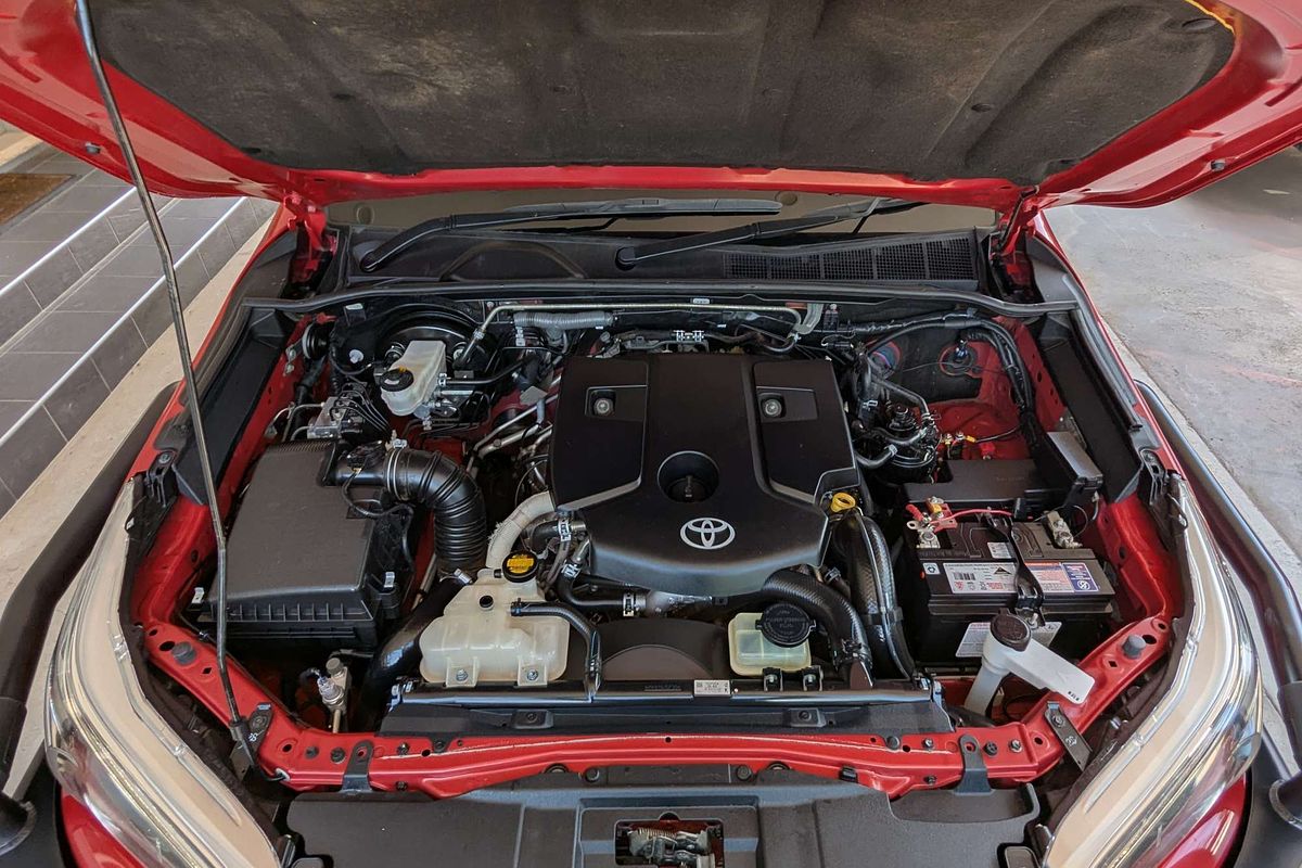 2016 Toyota Hilux SR5 GUN126R 4X4