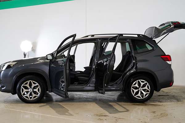 2023 Subaru Forester 2.5i S5