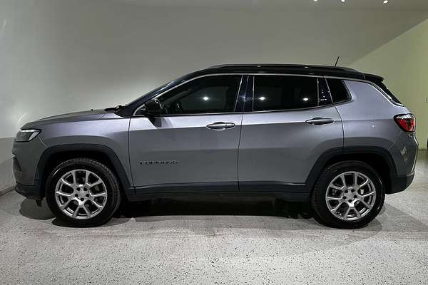 2021 Jeep Compass Launch Edition M6