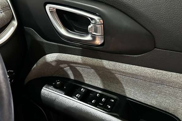 2021 Jeep Compass Launch Edition M6