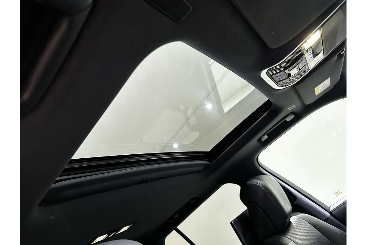 2022 Toyota Landcruiser Sahara FJA300R