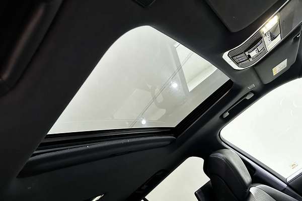 2022 Toyota Landcruiser Sahara FJA300R