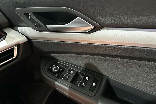 2022 Volkswagen Golf 110TSI Life 8