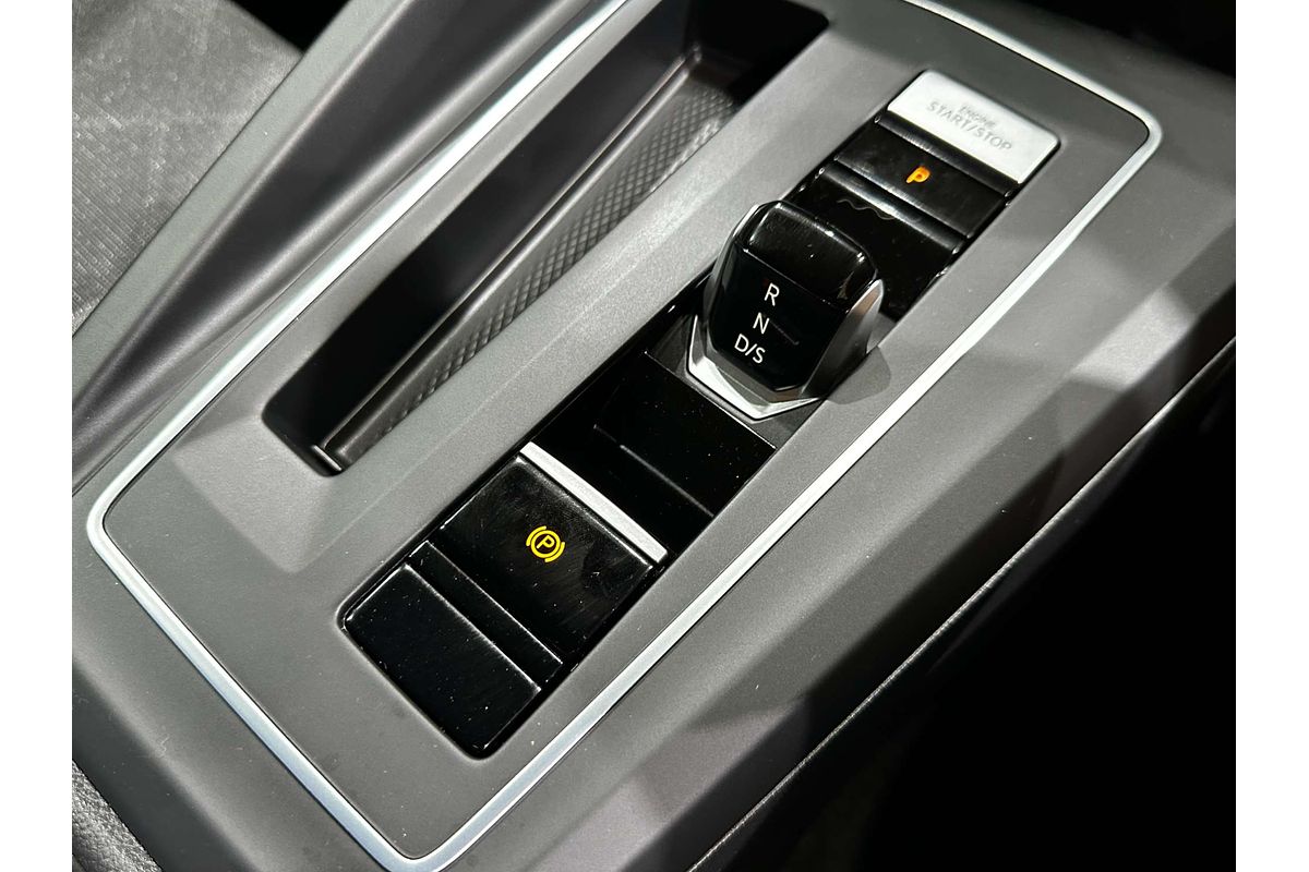 2022 Volkswagen Golf 110TSI Life 8