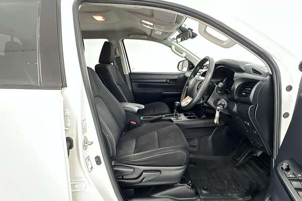 2020 Toyota Hilux SR GUN126R 4X4