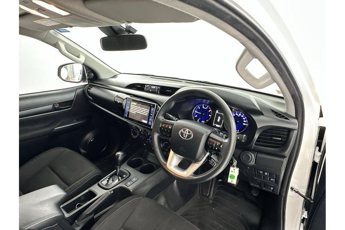 2020 Toyota Hilux SR GUN126R 4X4