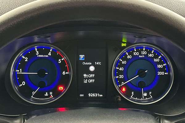 2020 Toyota Hilux SR GUN126R 4X4