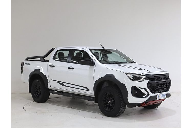 2024 Isuzu D-MAX BLADE 4X4