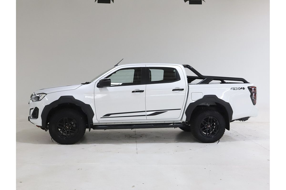 2024 Isuzu D-MAX BLADE 4X4