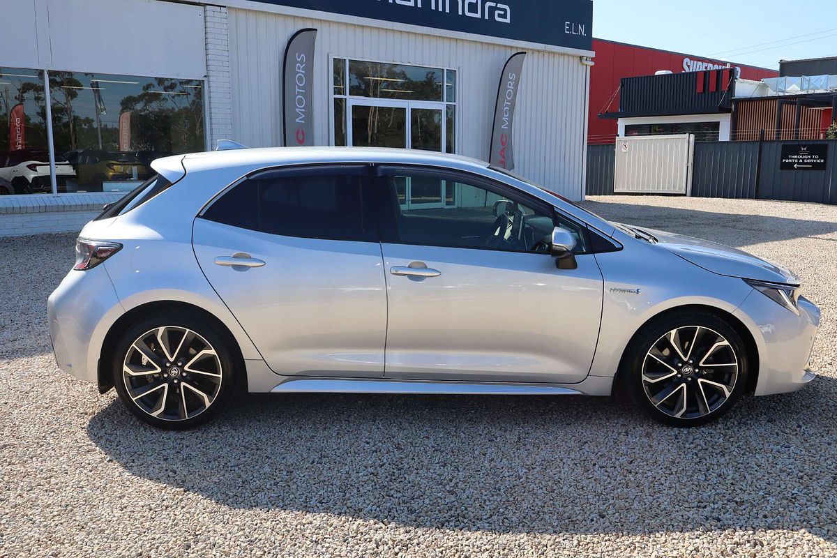 2020 Toyota Corolla ZR Hybrid ZWE211R