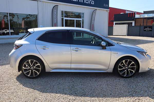 2020 Toyota Corolla ZR Hybrid ZWE211R