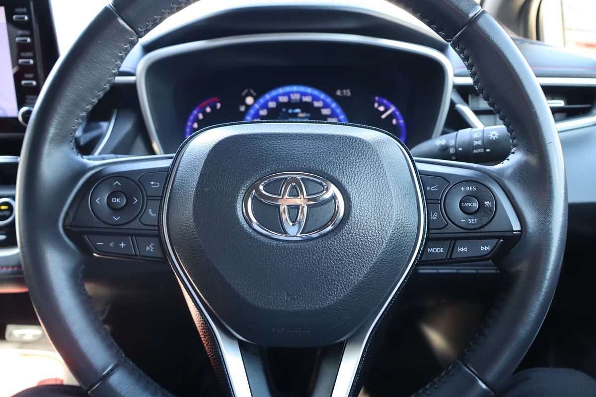 2020 Toyota Corolla ZR Hybrid ZWE211R