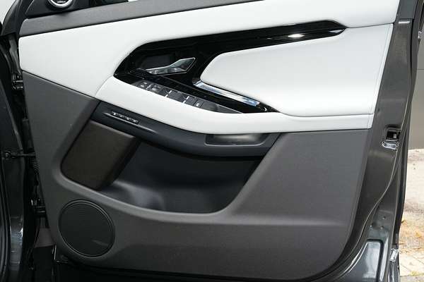 2025 Land Rover Range Rover Evoque P250 Dynamic SE L551