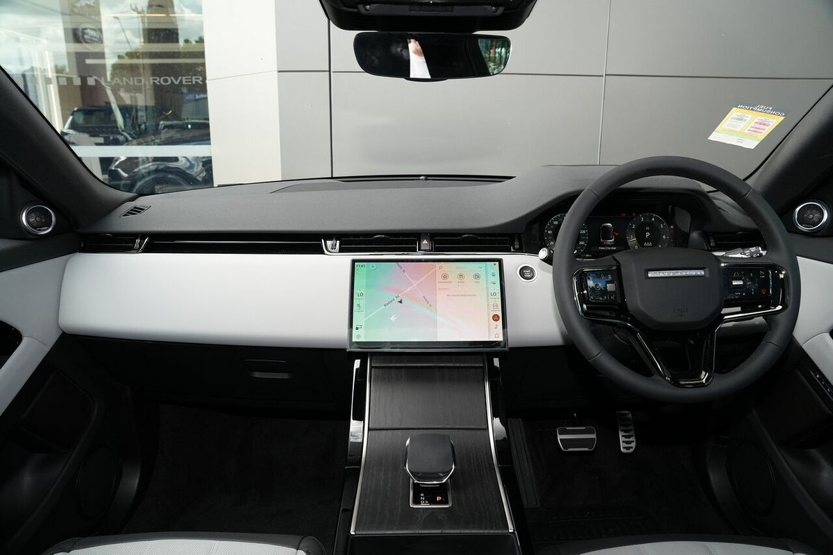 2025 Land Rover Range Rover Evoque P250 Dynamic SE L551