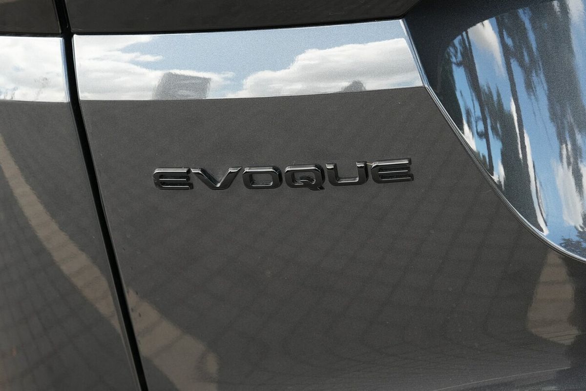 2025 Land Rover Range Rover Evoque P250 Dynamic SE L551