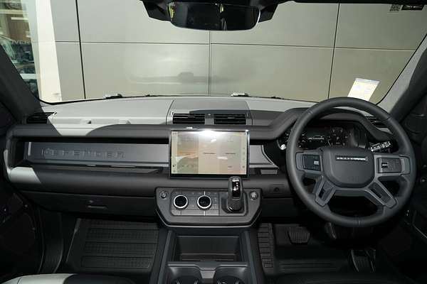 2025 Land Rover Defender 110 D350 X-Dynamic SE L663