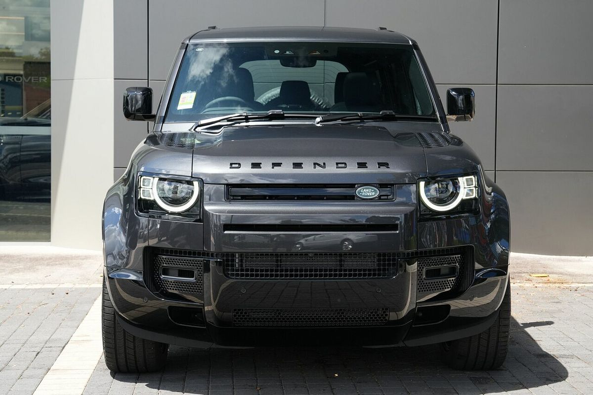 2025 Land Rover Defender 110 D350 X-Dynamic SE L663