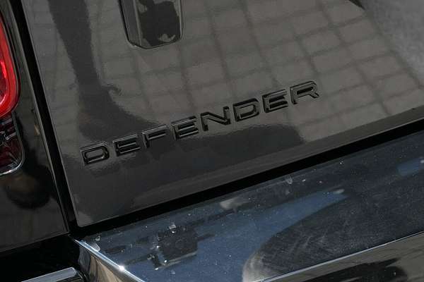 2025 Land Rover Defender 110 D350 X-Dynamic SE L663