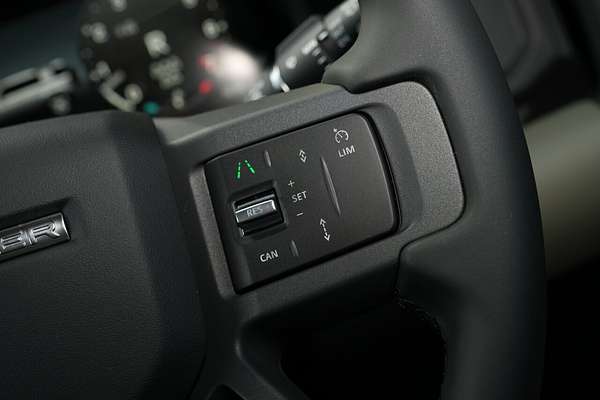 2025 Land Rover Defender 110 P400 S L663