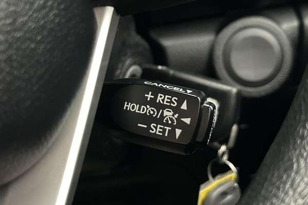 2020 Toyota Hilux SR GUN126R 4X4