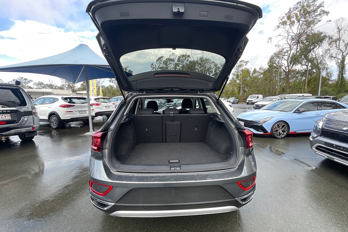 2023 Volkswagen T-Roc 110TSI Style D11