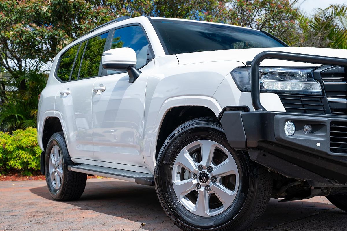 2023 Toyota Landcruiser GXL FJA300R